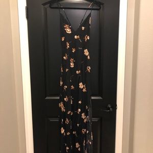 VICI V Neck Black Floral Maxi Dress